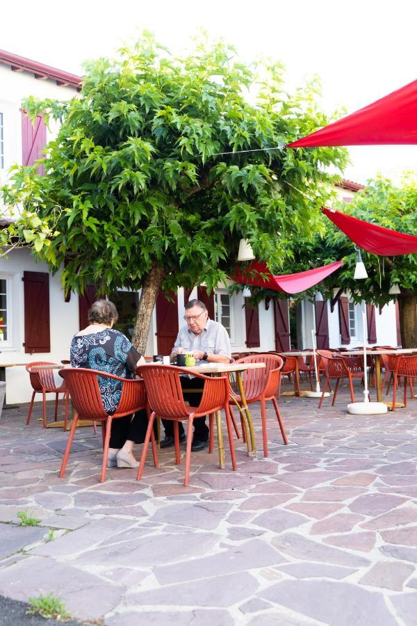 Hotel Juantorena แซงต์-เอเตียน-เดอ-ไบกอร์รี ภายนอก รูปภาพ